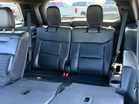 Certified 2025 Ford Explorer ST-Line w/ ST-Line Street Pack AWD/4WD image 23