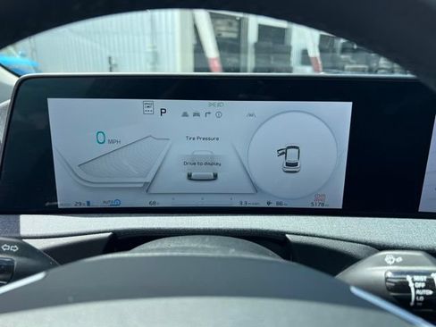 Certified 2024 Kia EV6 Wind RWD image 20