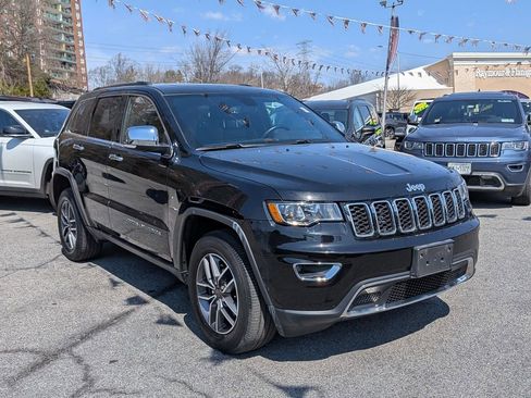 Used 2021 Jeep Grand Cherokee Limited image 4