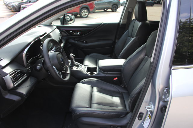 Used 2024 Subaru Outback Touring XT AWD/4WD image 18