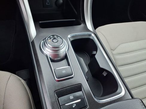 Used 2018 Ford Fusion S FWD image 18