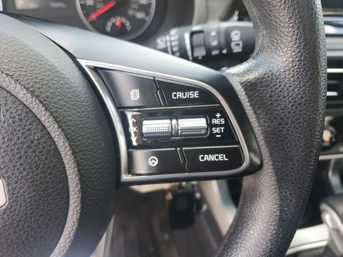 Used 2023 Kia Seltos LX AWD/4WD image 25
