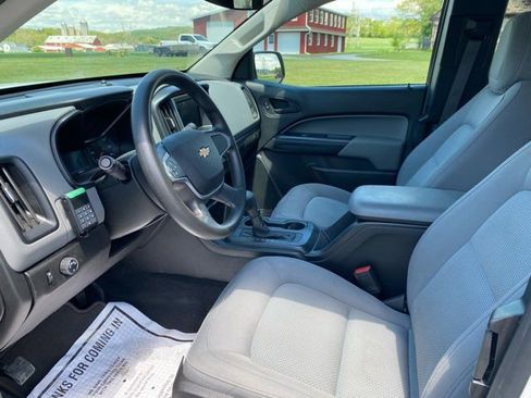 Used 2021 Chevrolet Colorado W/T w/ WT Convenience Package RWD image 9