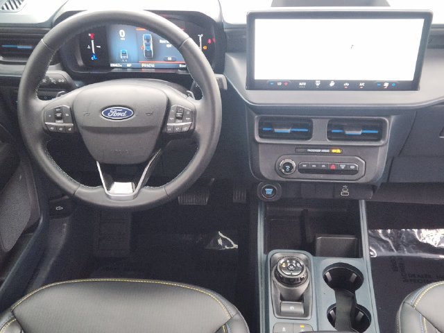 Used 2025 Ford Maverick Lobo AWD/4WD image 28
