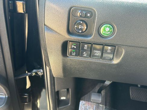Used 2020 Honda Ridgeline Black Edition image 13