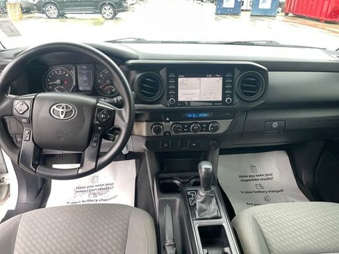 Used 2021 Toyota Tacoma SR AWD/4WD image 22
