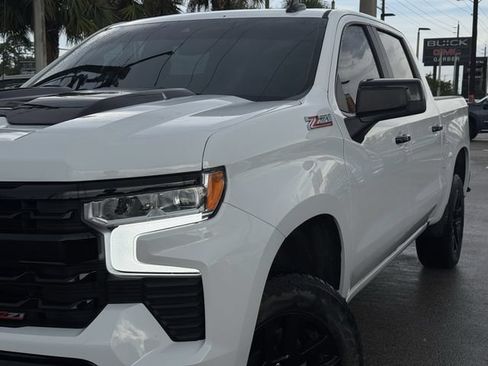 Used 2025 Chevrolet Silverado 1500 LT Trail Boss w/ Convenience Package II AWD/4WD image 6