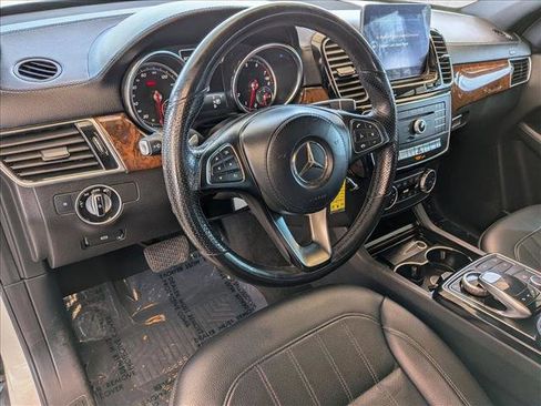 Used 2019 Mercedes-Benz GLS 450 4MATIC image 10