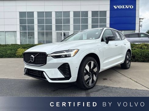Certified 2025 Volvo XC60 T8 Plus w/ Protection Package Premier AWD/4WD image 1