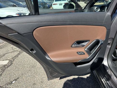 Used 2022 Mercedes-Benz A 220 4MATIC image 19