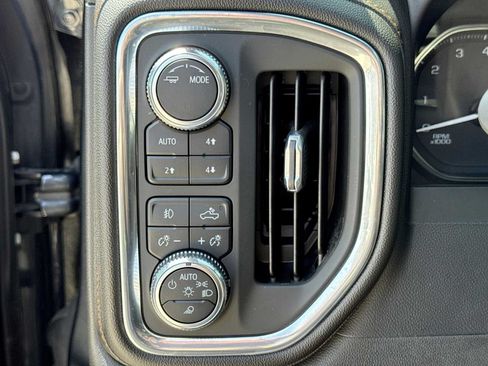 Used 2022 GMC Sierra 1500 AT4 w/ AT4 Preferred Package AWD/4WD image 26