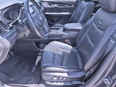 Used 2021 Cadillac XT5 Premium Luxury AWD/4WD image 16