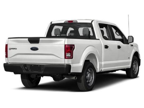 Used 2015 Ford F150 XLT w/ Equipment Group 302A Luxury RWD image 4
