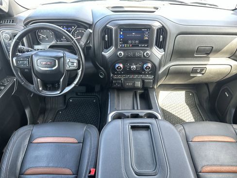Used 2021 GMC Sierra 1500 AT4 w/ AT4 Premium Package AWD/4WD image 18