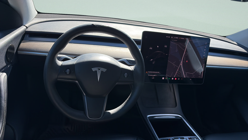 Used 2022 Tesla Model Y Long Range AWD/4WD image 12