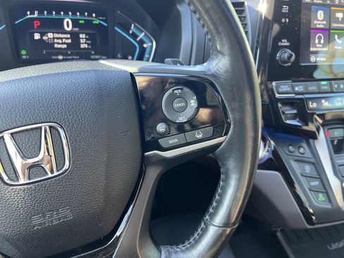 Used 2018 Honda Odyssey Elite image 17