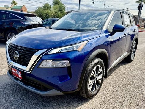 Certified 2023 Nissan Rogue SV image 3