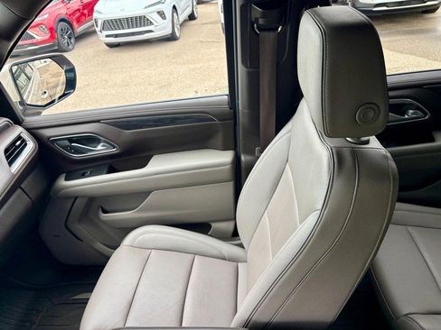 Used 2022 GMC Yukon SLT image 17
