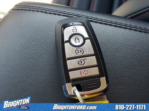 Certified 2024 Ford Edge SEL w/ Sport Appearance Package AWD/4WD image 30