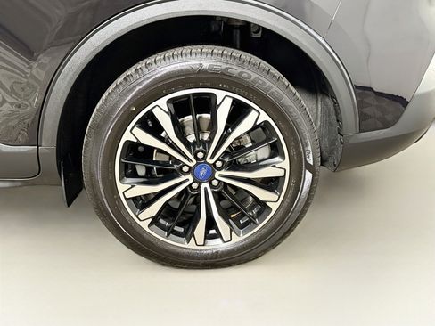 Used 2022 Ford Escape SE w/ SE Sport Appearance Package AWD/4WD image 25