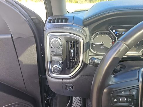 Used 2022 GMC Sierra 1500 Denali w/ Denali Reserve Package image 19