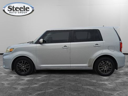 Used 2013 Scion xB 10 Series image 2