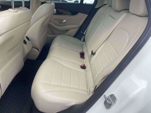 Used 2016 Mercedes-Benz GLC 300 image 13
