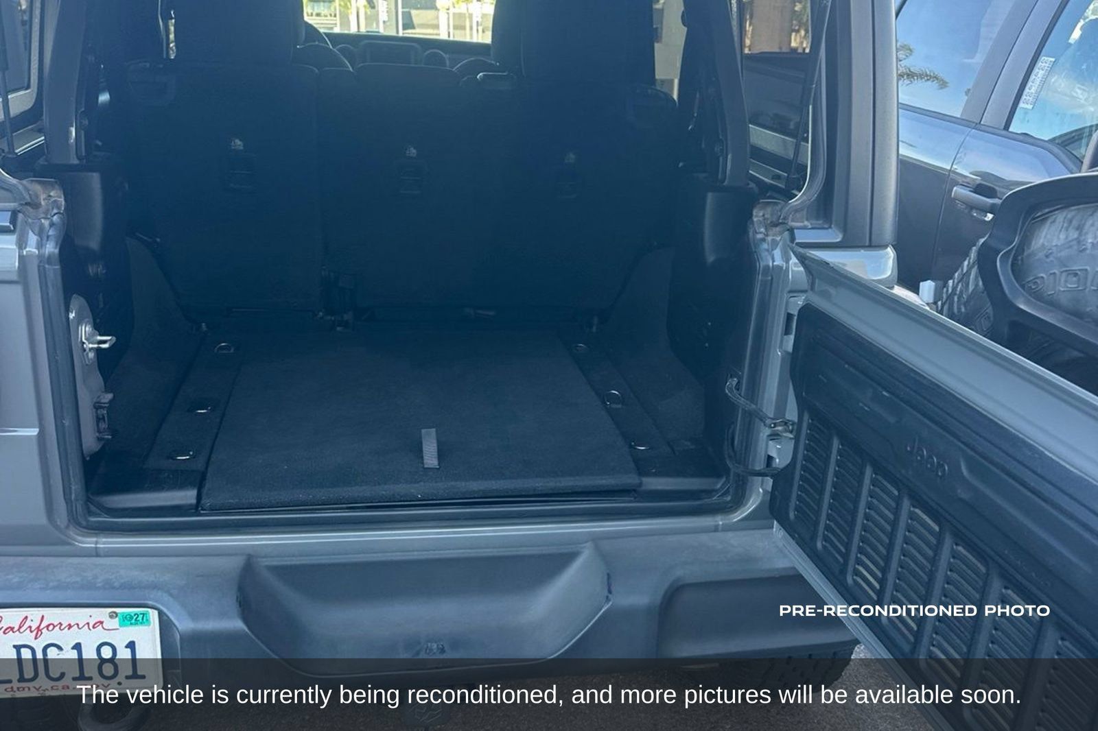 Used 2019 Jeep Wrangler Unlimited Sport S AWD/4WD image 20