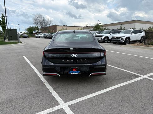 New 2026 Hyundai Sonata SEL FWD image 4