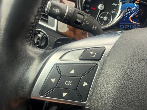 Used 2015 Mercedes-Benz GL 450 4MATIC image 26