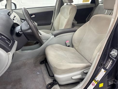 Used 2011 Toyota Prius Two image 13