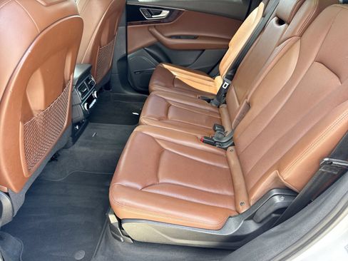 Used 2018 Audi Q7 3.0T Prestige AWD/4WD image 24
