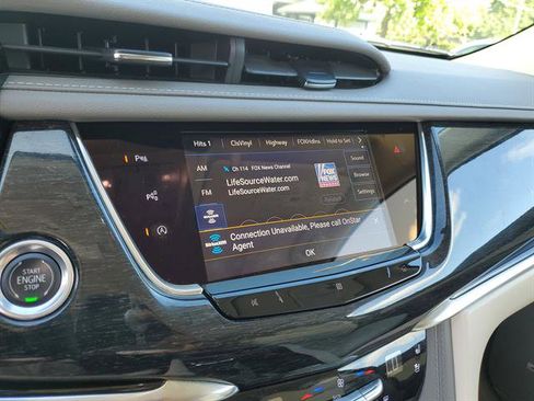 Used 2021 Cadillac XT6 Premium Luxury FWD image 47