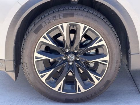 Used 2024 MAZDA CX-90 Plug-In Hybrid w/ Premium Plus AWD/4WD image 7
