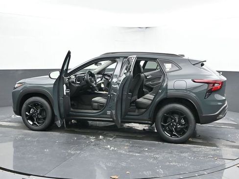 New 2026 Chevrolet Trax LT w/ Driver Confidence Package image 51