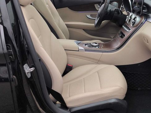 Used 2021 Mercedes-Benz C 300 4MATIC Sedan image 24