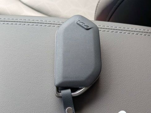 New 2026 Kia Carnival LXS image 35