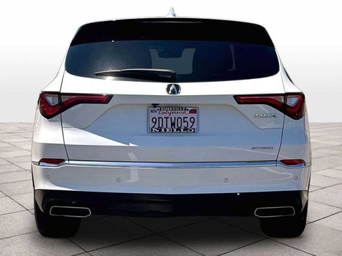 Used 2023 Acura MDX SH-AWD w/ Technology Package image 7
