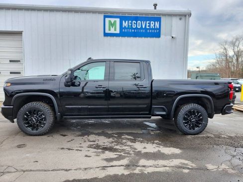 New 2026 Chevrolet Silverado 2500 High Country w/ Midnight Edition AWD/4WD image 2