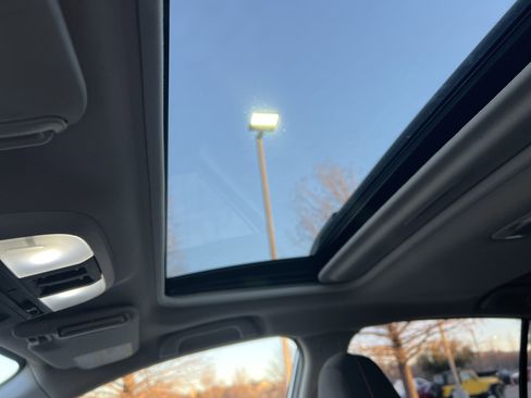 Used 2019 Subaru Crosstrek 2.0i Premium image 26