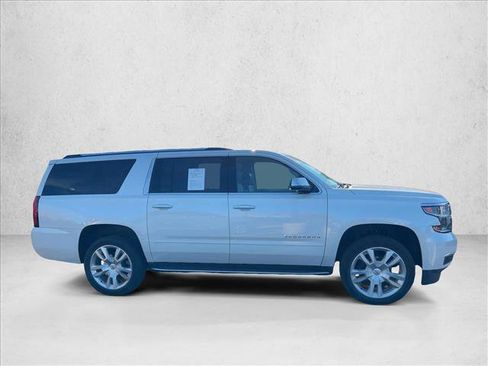 Used 2020 Chevrolet Suburban Premier w/ Max Trailering Package image 4