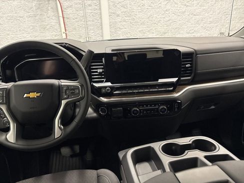 New 2026 Chevrolet Silverado 1500 LT image 12