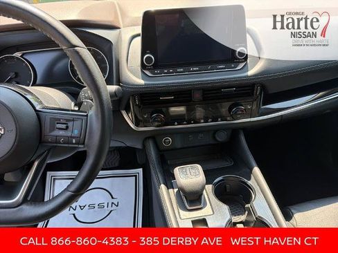 Certified 2023 Nissan Rogue SL AWD/4WD image 12