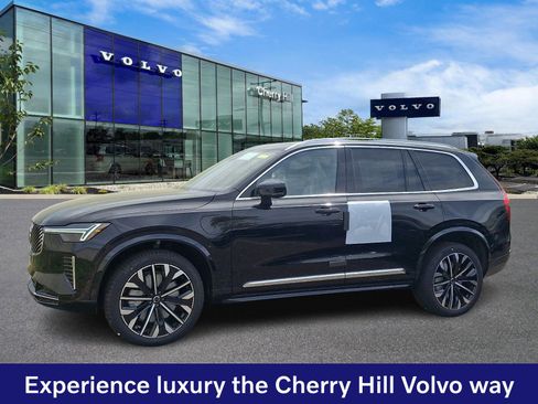 New 2026 Volvo XC90 T8 Plus w/ Protection Package Premier AWD/4WD image 2