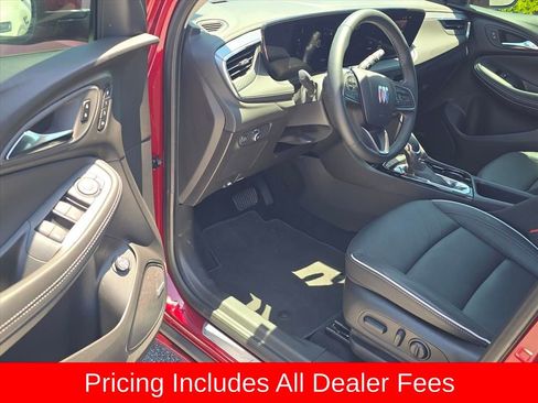 Used 2025 Buick Encore GX Avenir w/ Avenir Technology Package AWD/4WD image 9