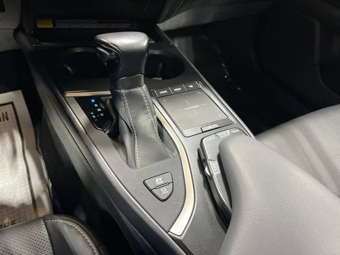 Used 2022 Lexus UX 250h w/ Premium Package AWD/4WD image 28