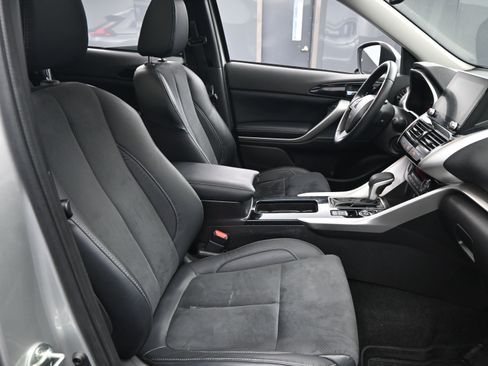 Used 2023 Mitsubishi Eclipse Cross SE image 15