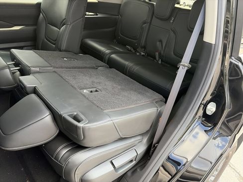 Certified 2025 Nissan Armada SV AWD/4WD image 29