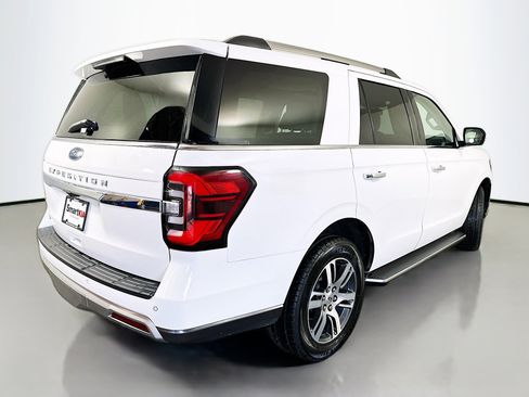 Used 2023 Ford Expedition Limited image 6