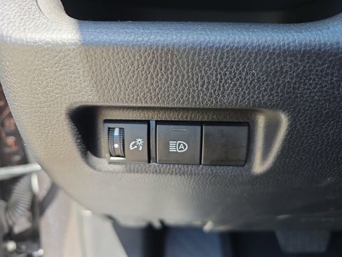 Used 2024 Toyota RAV4 LE FWD image 28